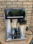 Кавомашина/ топ кавоварка DeLonghi ESAM6900.M PrimaDonna Exclusive