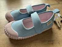 Smyk barefoot trampki kapcie 25