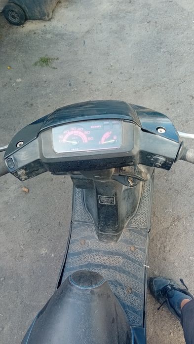 Продаю скутер Suzuki Sepia ZZ.