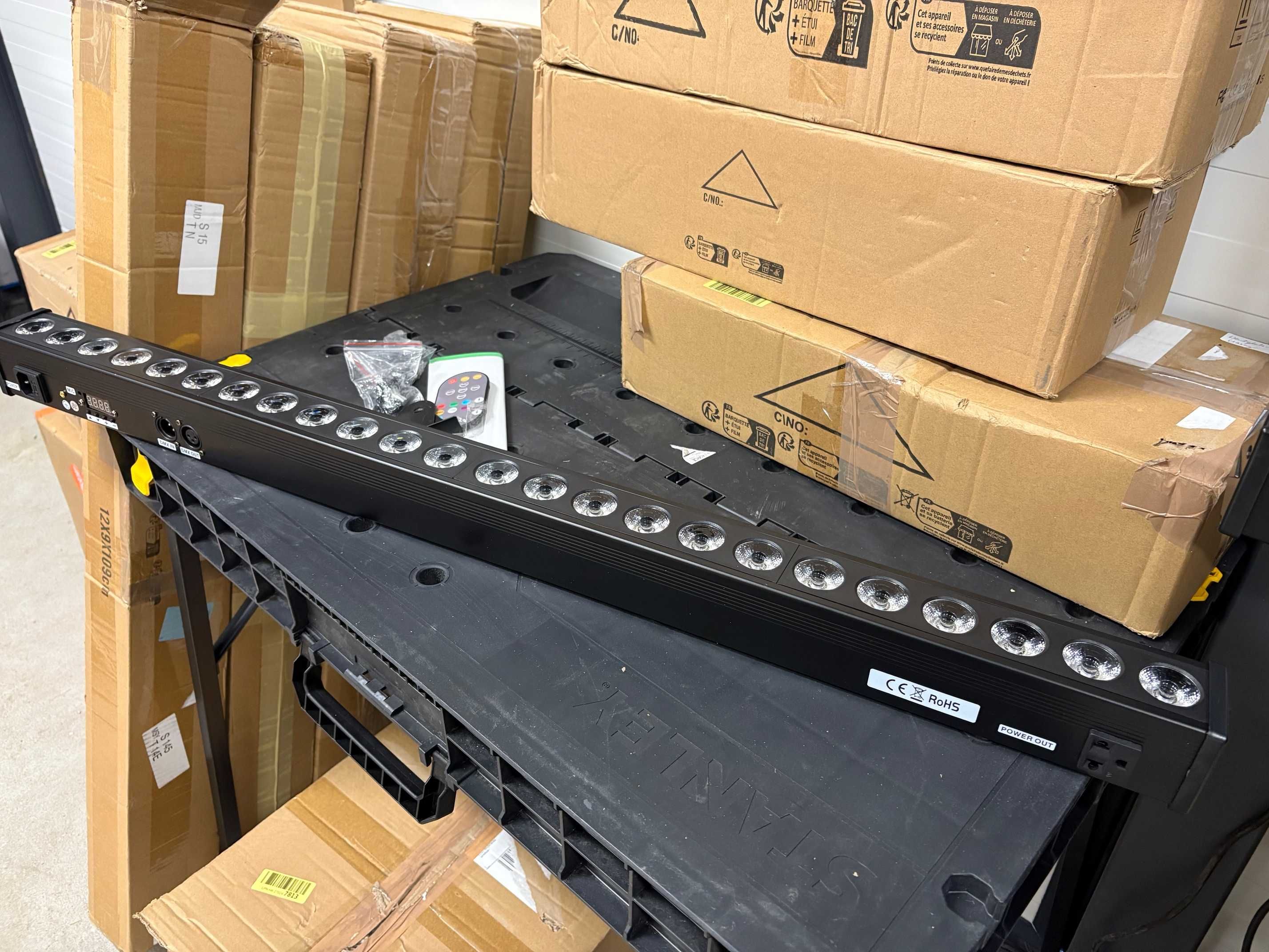 BELKA Led bar UKING ZQ06.017 24x3 + PILOT dmx 512 RGB led