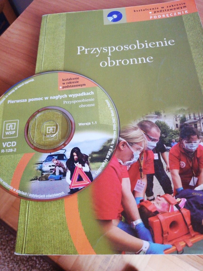 Przysposobienie obronne +płyta Pierwsza pomoc.