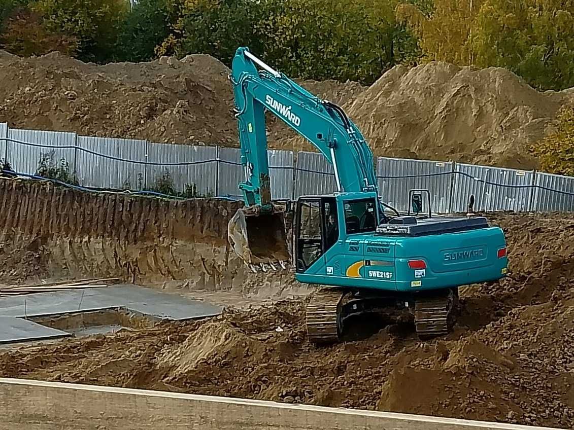 Wynajem Koparki Gąsienicowej 22tony lub Koparki Gąsienicowej 15t