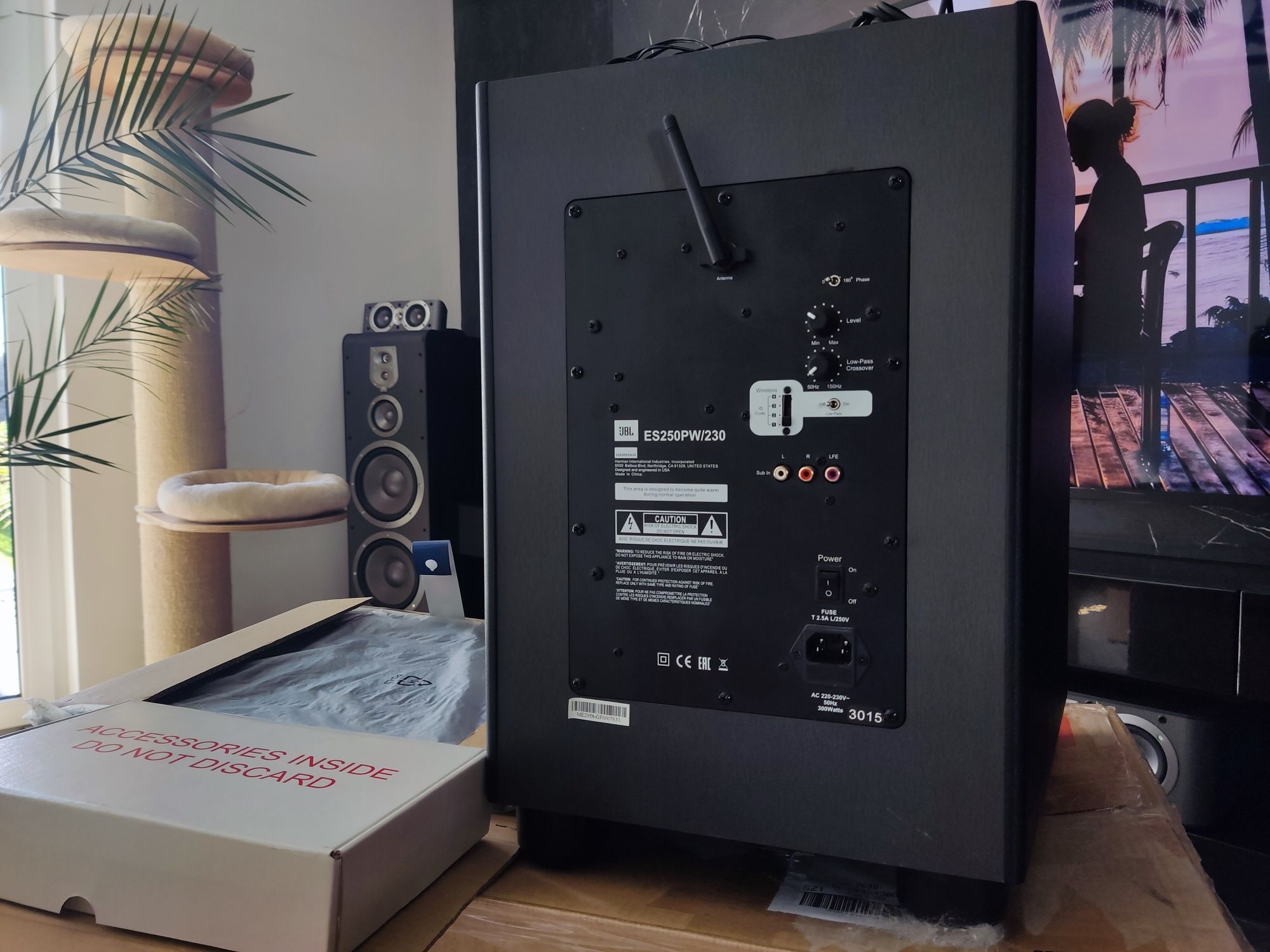 JBL ES250pw subwoofer aktywny jak nowy pełen zestaw