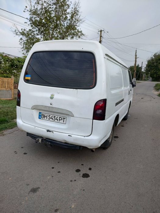 Продам   HYNDAI H100