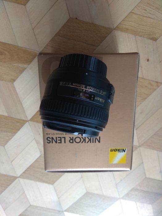 Nikon D7000 + nikkor 18-105mm i 50mm i SB700 lampa mega zestaw