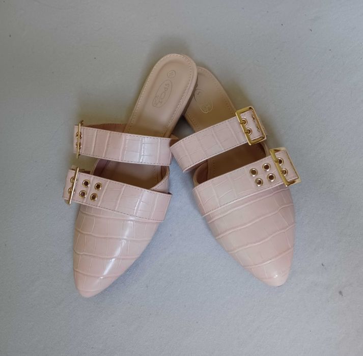 Buty klapki nowe lakierowane 41