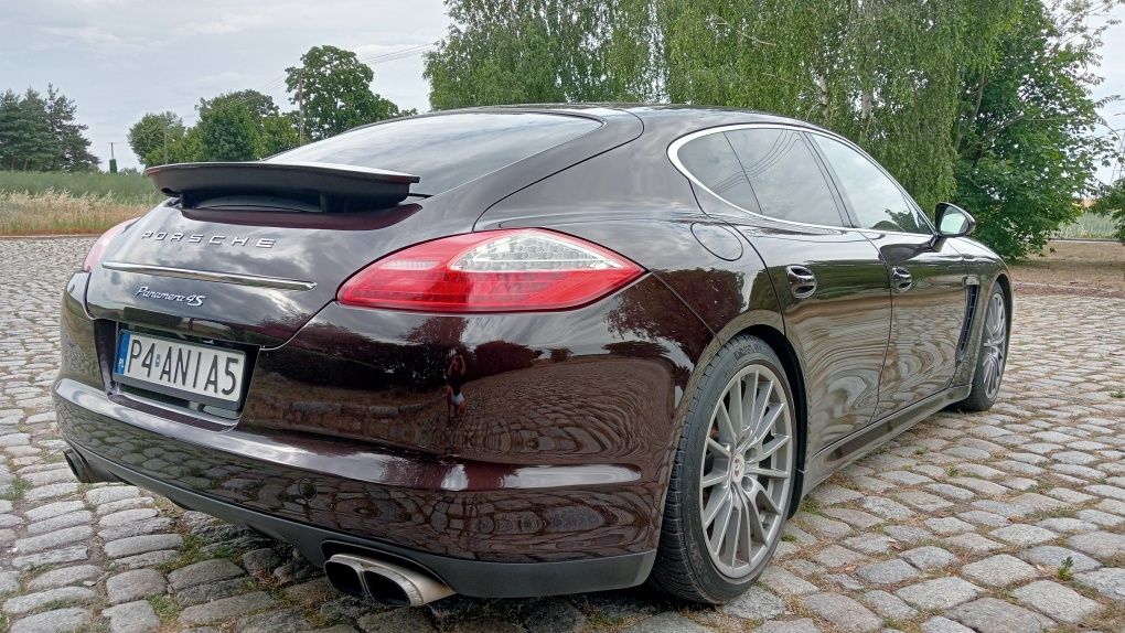 Porsche Panamera 4s salon Polska