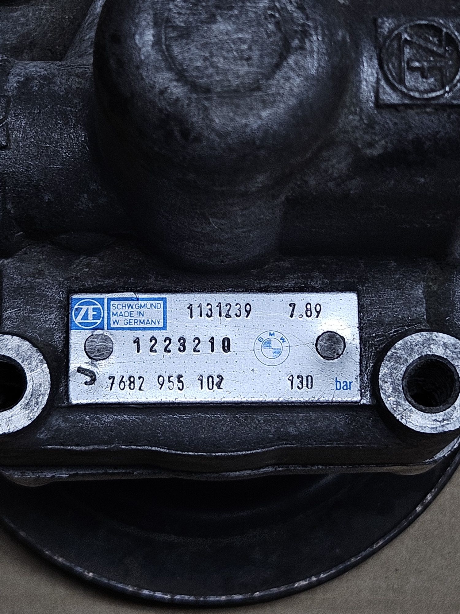Pompa wspomagania ZF bmw e32 e34