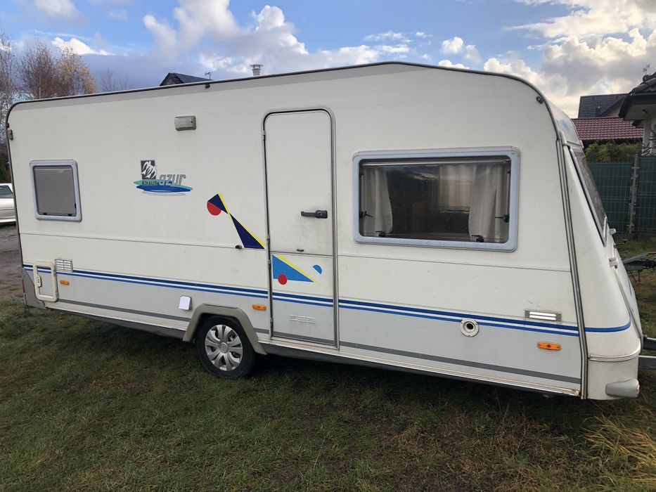 Przyczepa kenpingowa Knaus dmc 1300 z przedsionkiem