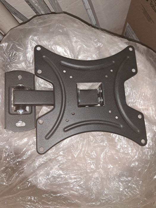 Кріплення підвіс кронштейн для телевізора