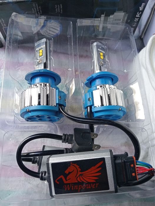 2 conjuntos lâmpadas h7 pra carros