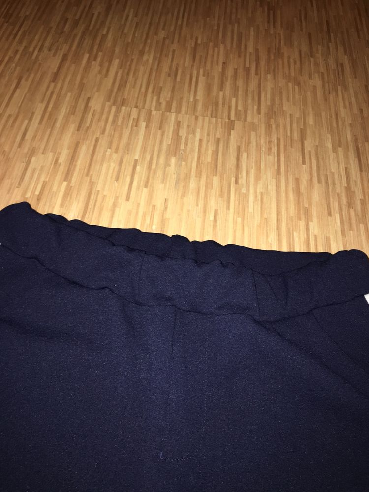Nowe spodnie z lampasami r. XL