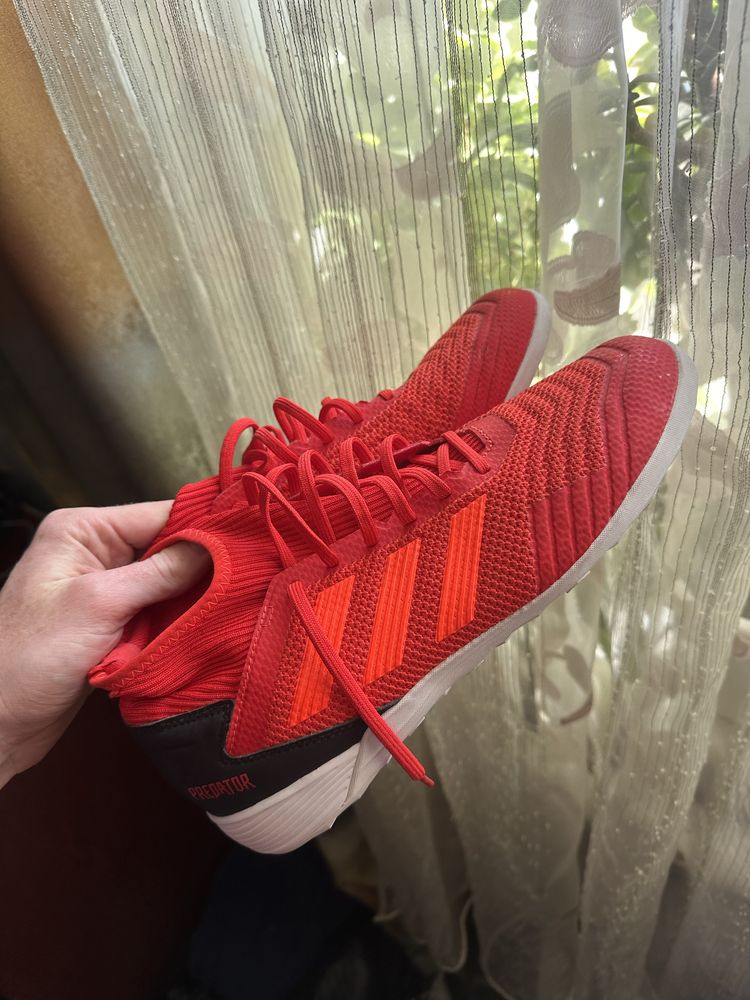 Adidas PREDATOR 19.3  42 2/3 р.