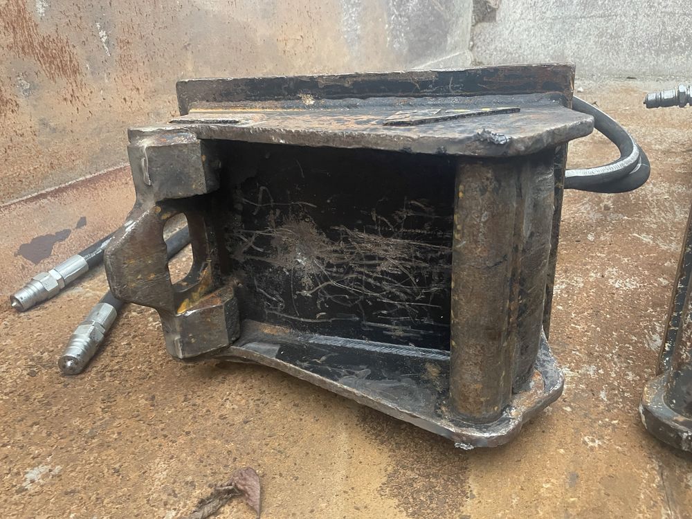 Гідромолот  montabert sc28 Jcb case cat