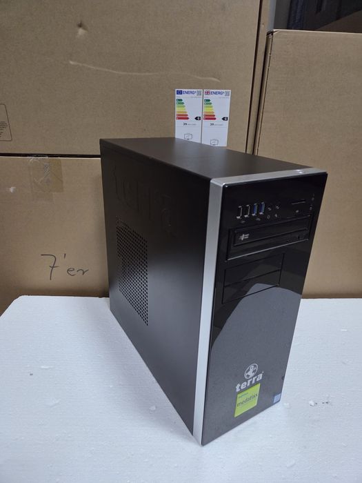 TERRA Core i5-8400(6x2.80/16GB DDR4/256GB SSD/UHD 630 1GB/400Watt)