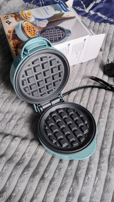 Nowa Mini gofrownica w pastelowym kolorze