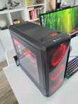 Komputer gamingowy do gier 16GB RAM RX 580 8GB Ryzen 5 2600 SSD M2 LED