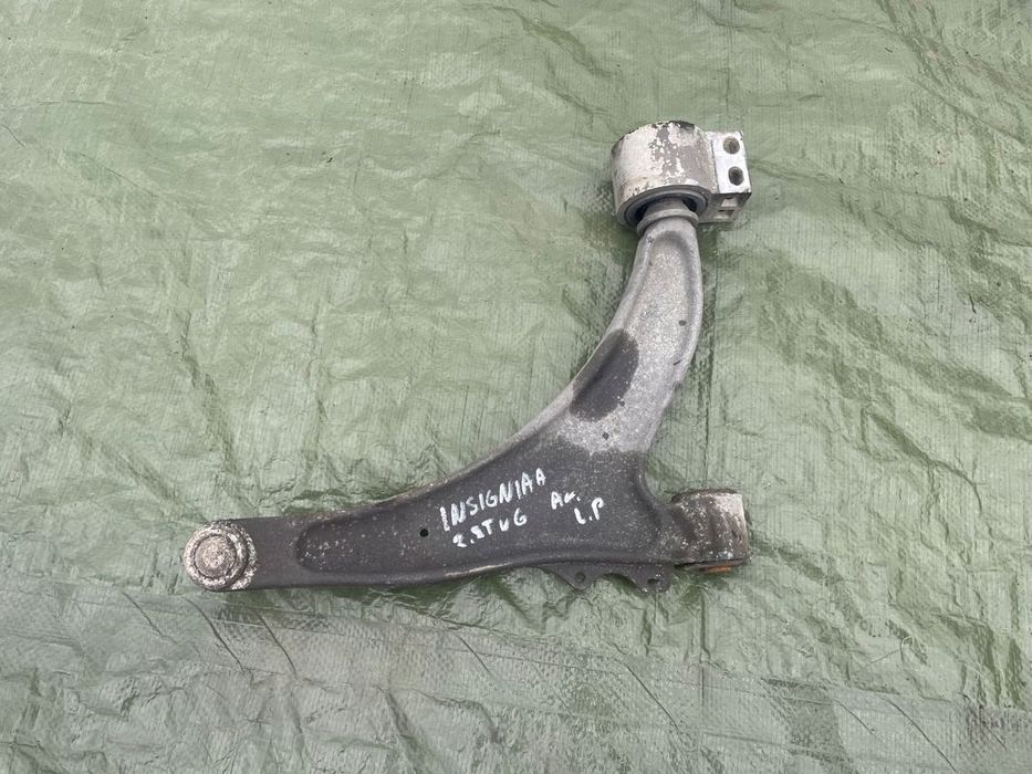 Wahacz Sworzeń Lewy Przód Opel Insignia A 2.8t Eu