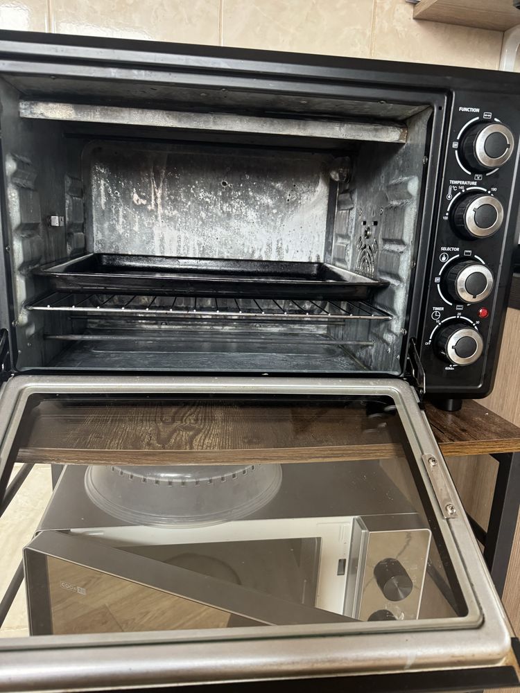 Piekarnik z roznem przenosny mpm 2000 W