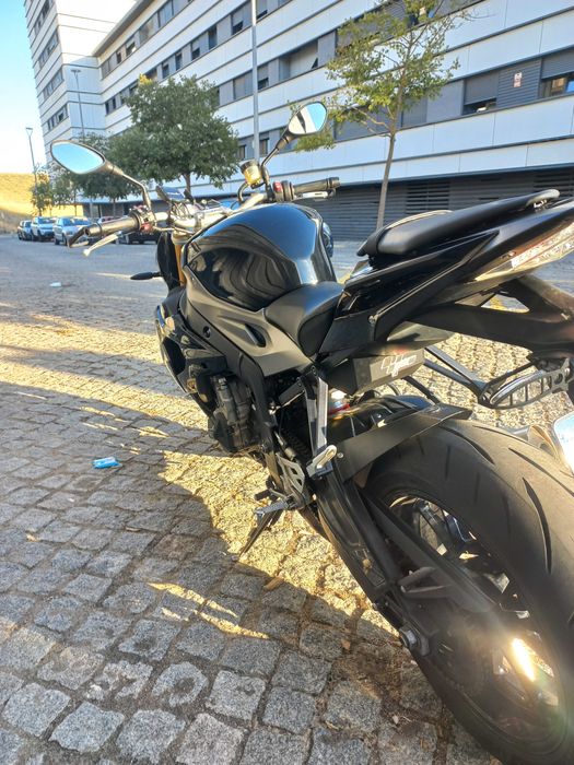 BMW S1000R naked