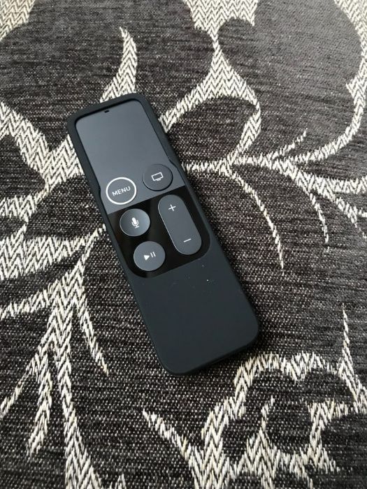 Защитный чехол AirBase для пульта Apple TV 4 и AppleTV 4K. В наличии