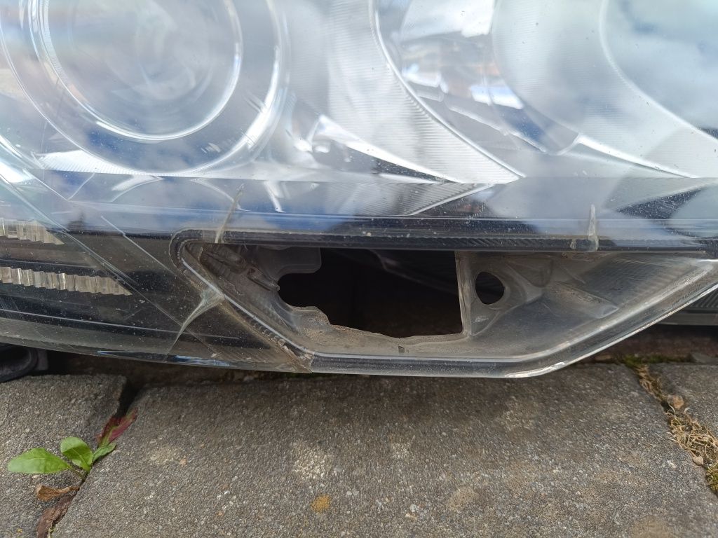 Lampa prawa przód Skoda Superb II 2