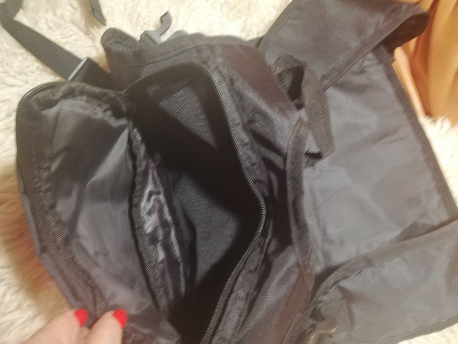 Torba, saszetka, kamizelka na klatkę piersiową.