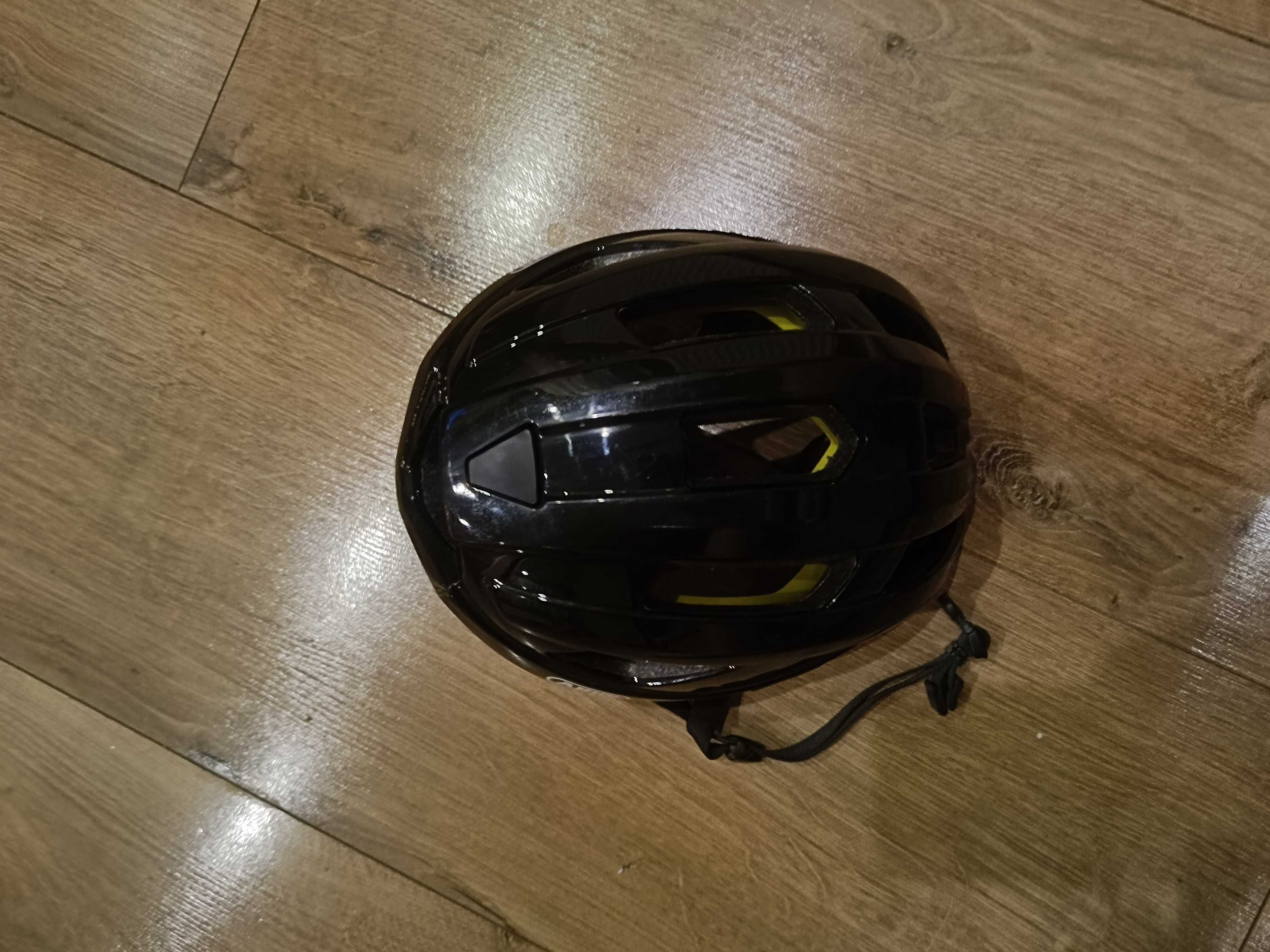 Abus Macator MIPS shiny black M 52-58cm kask rowerowy