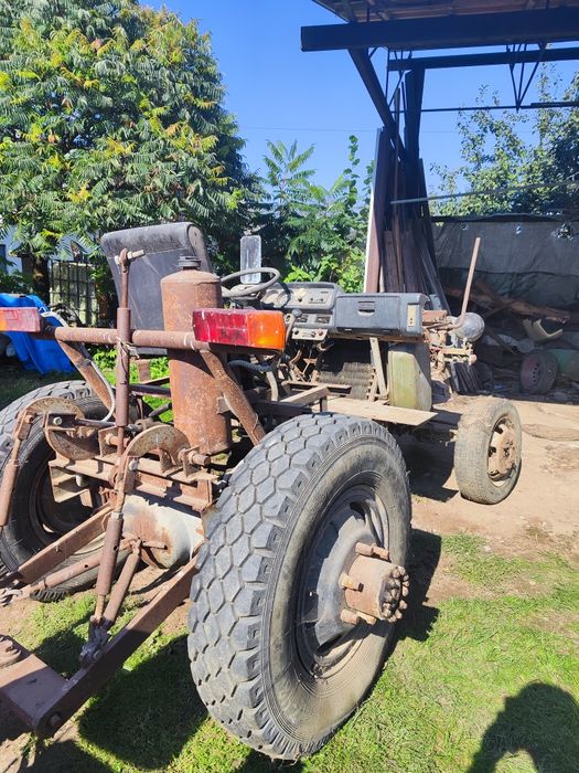 Трактор саморобний з навісним обладнанням