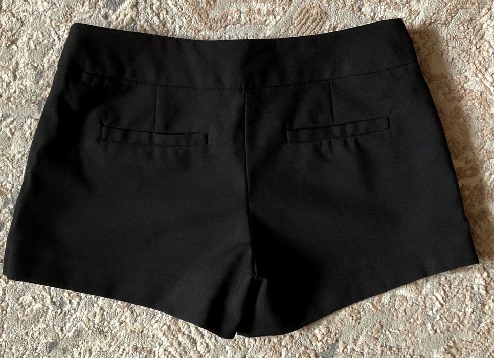 Класичні шорти, шорти.