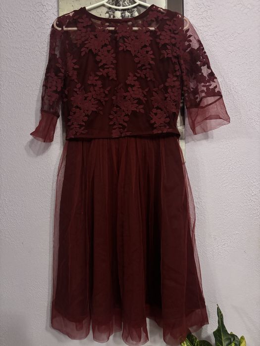 Плаття марсала з фатіном