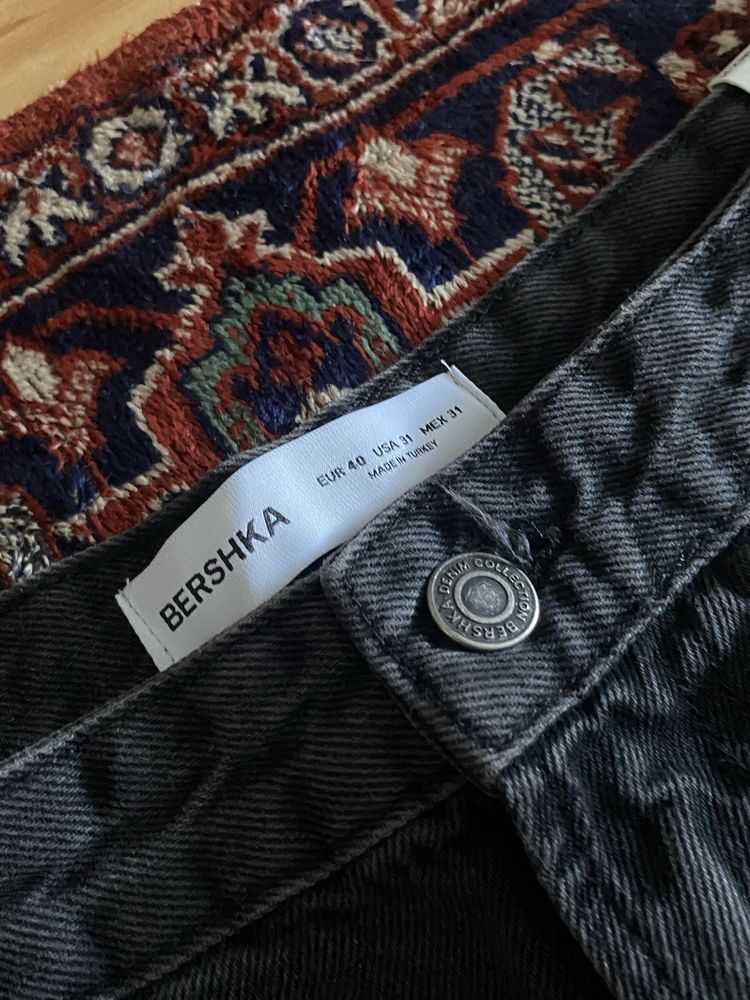 Шорти baggy bershka