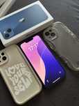 iPhone 13 128GB 100% kondycji baterii + 2 etui