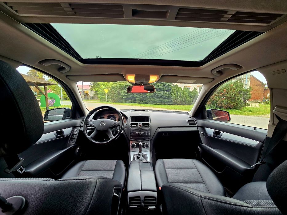 Zamiana Mercedes C Class Avangarda AutomatSzyberDachXenonNaviSkoryAlu!