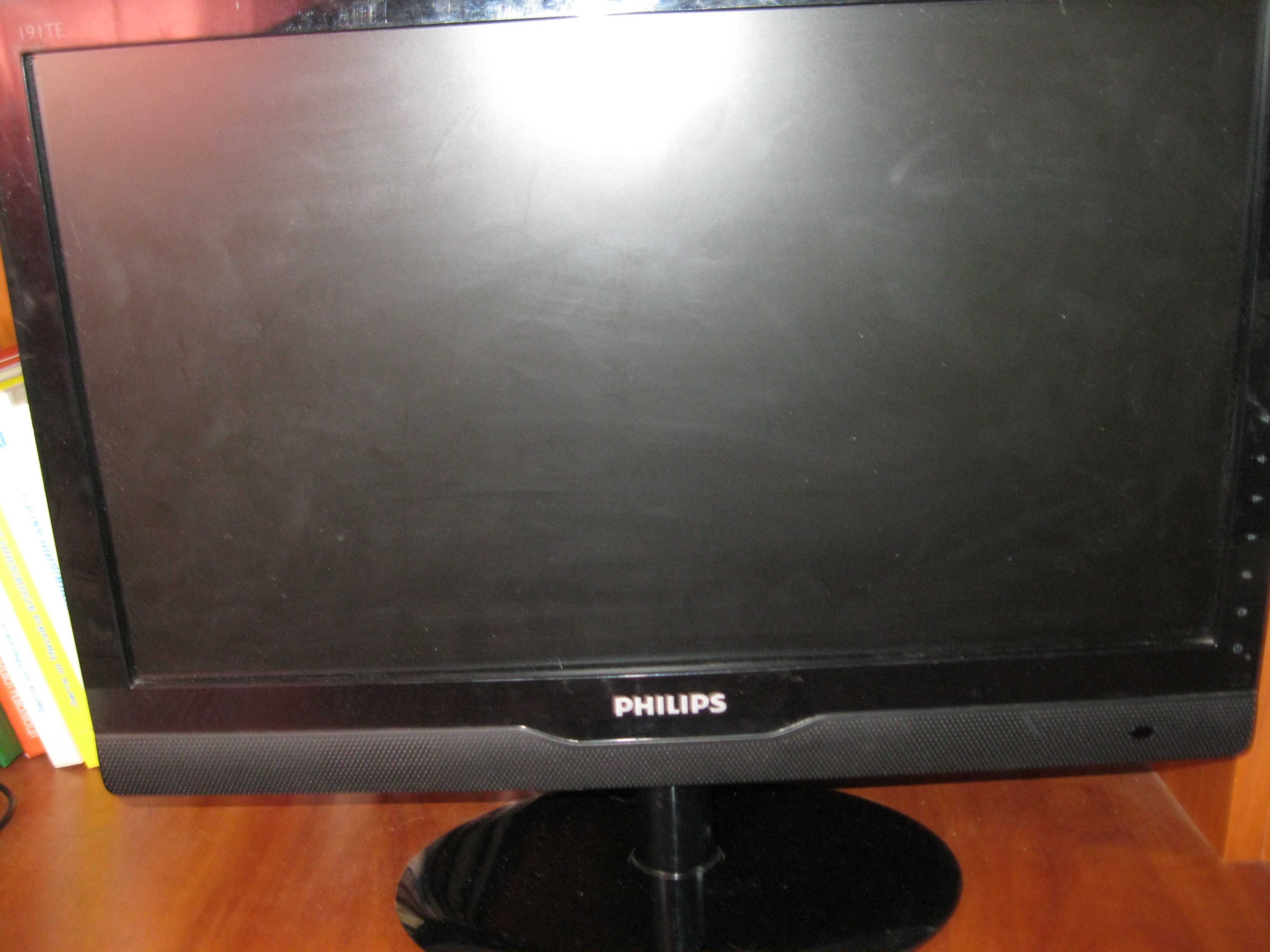 LED телевізор Philips 19''- 48 см