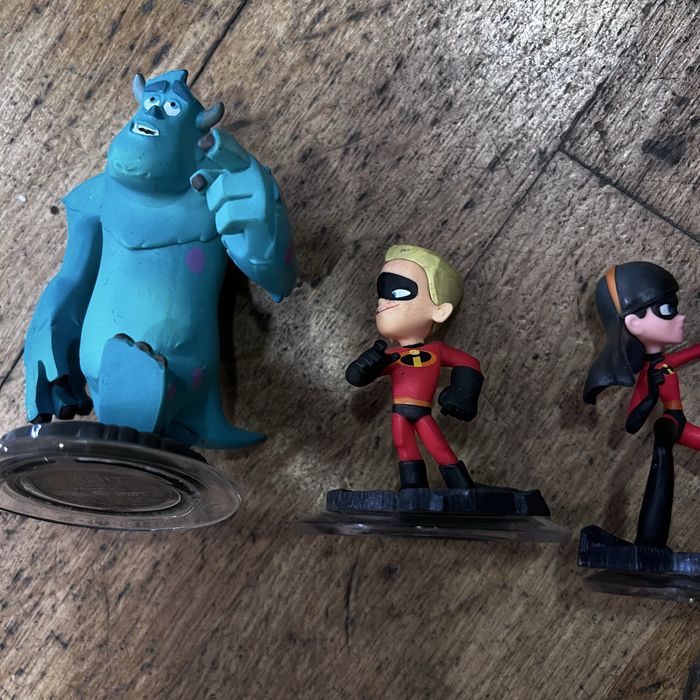 Lote 4 bonecos figuras Disney Infinity Wii