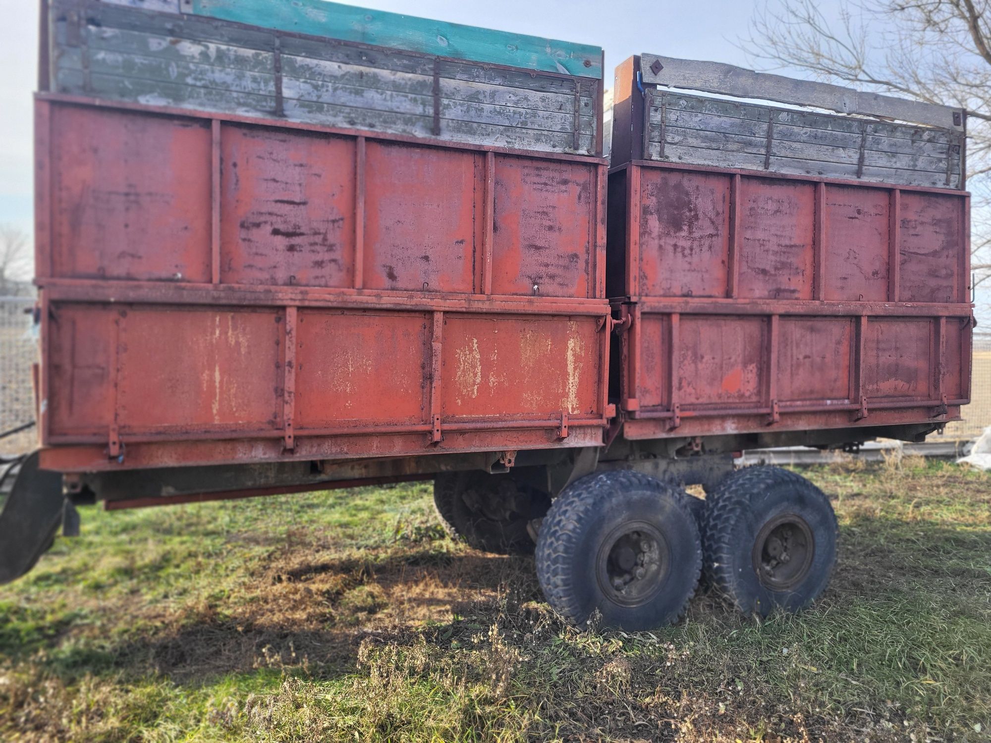 Продам причеп 1птс9