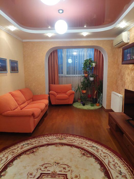 Оренда 2рівневої квартири в самому центрі міста