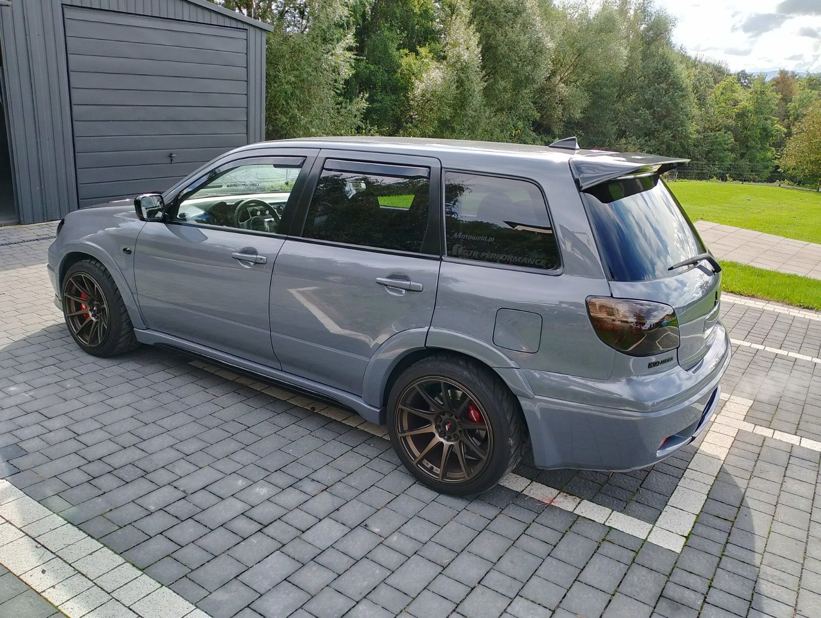 Mitsubishi Outlander  4x4 420hp