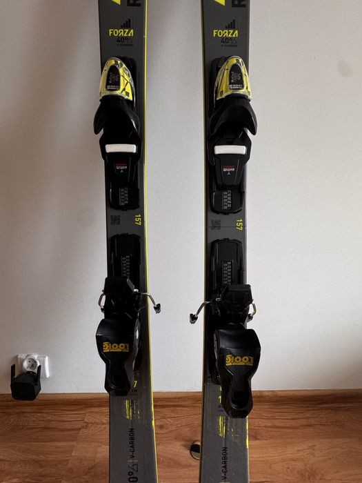 Narty zjazdowe race ROSSIGNOL FORZA 40 V-CA + wiazania Look XPRESS 11