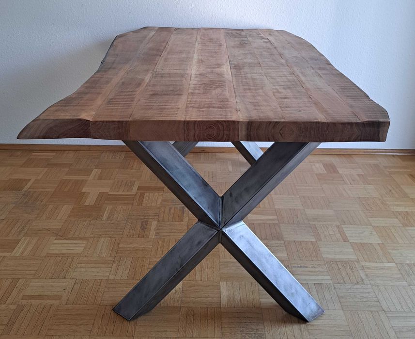 Stół 160x90 z litej akacji