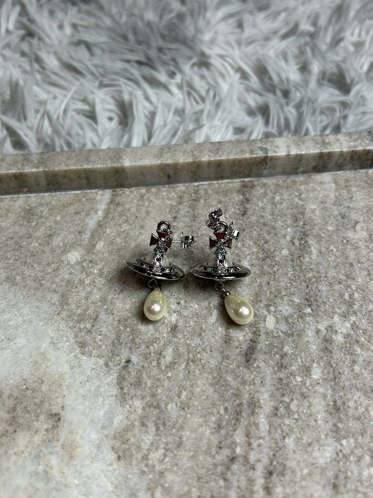 Серьги Vivienne Westwood Pearl Earrings бусы сережки серьги