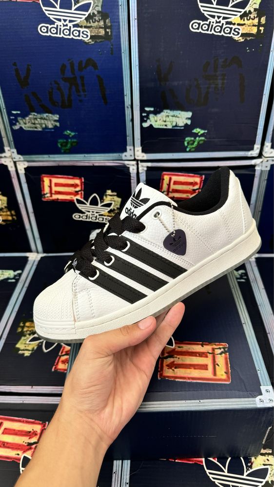 Adidas Supermodified Korn Superstar