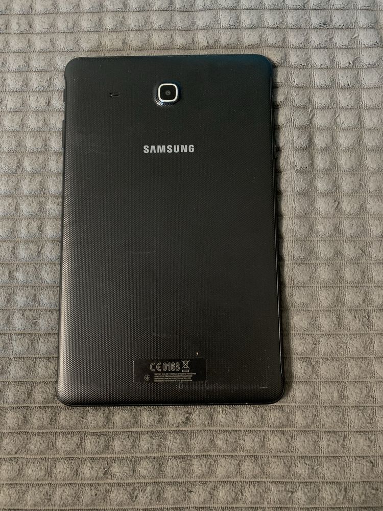 Samsung Galaxy Tab E 9.6” с microSD 64 ГБ