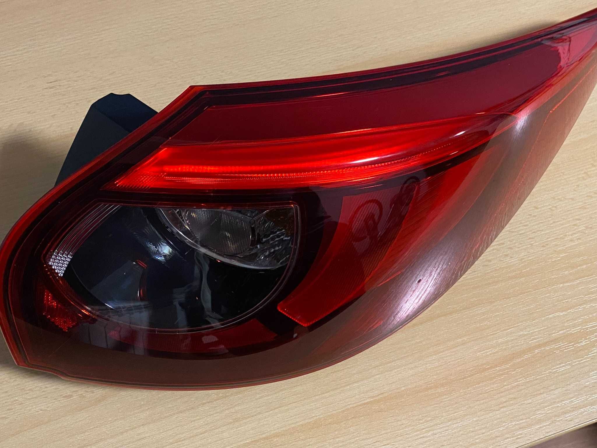 MAZDA CX5 задняя LED фара 2015-2017 ‎KA0G51150 (Восстановлена)