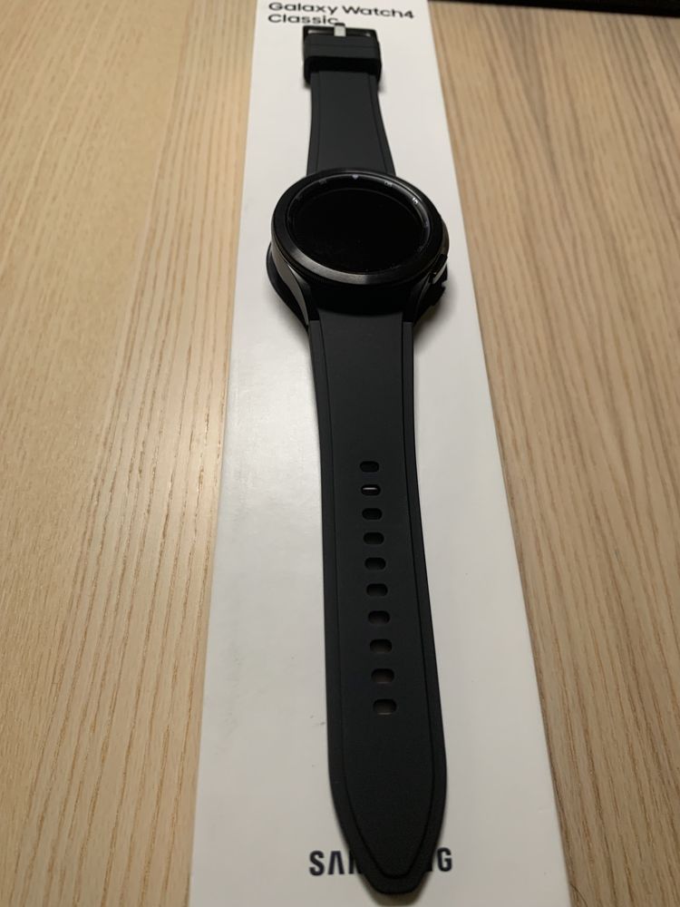 Samsung Galaxy Watch 4 Classic 42mm LTE Preto