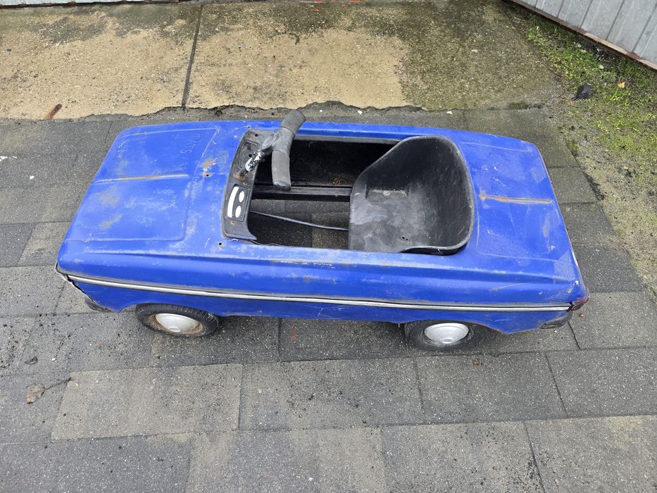 Azak moskvich autko PRL-u