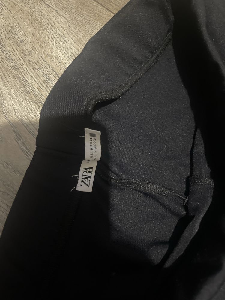 Шорты ZARA  с круживом