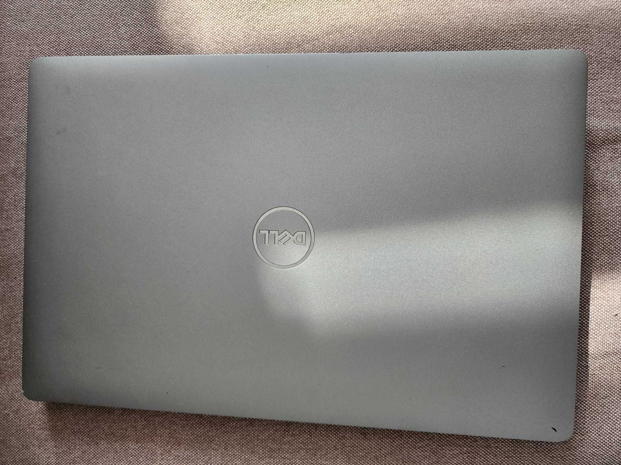 Dell Precision 3551 i7-10850H 16GB/SSD 512GB/nVidia P620 4GB/15.6" FHD