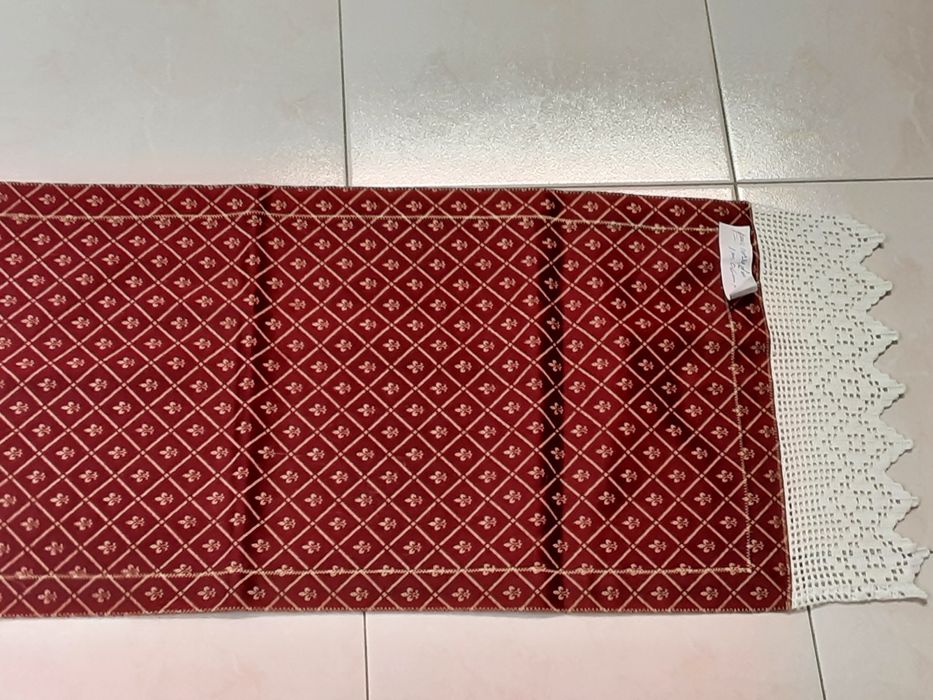 Corredor de mesa bom tecido